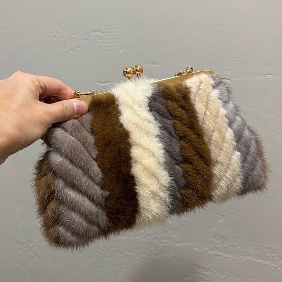 Colorblock Handmade Real Mink Fur Kisslock Clutch/Wristlet/Crossbody - Picture 6 of 15